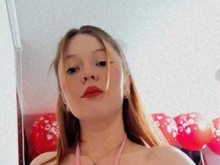 BlissfulEmberCouple - сексуальная веб-камера в реальном времени - 24541861