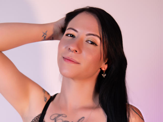 SarahLuvv - сексуальная веб-камера в реальном времени - 24542565