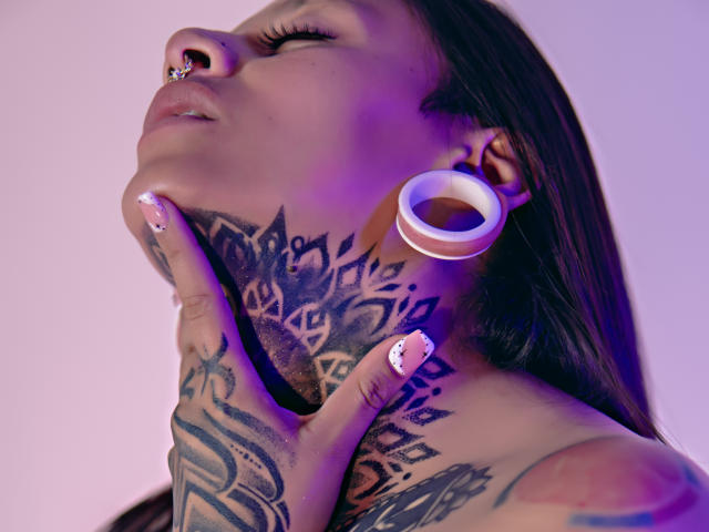 NikyHenao - Live porn &amp; sex cam - 24542793