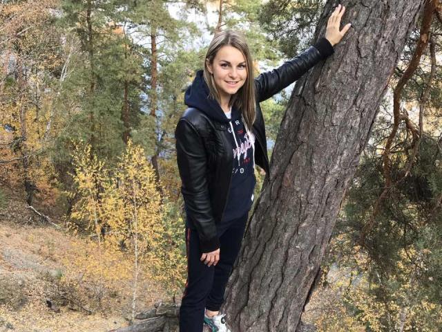 BelleLisaG - Live sex cam - 24544325