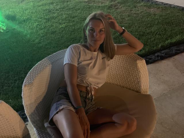 BelleLisaG - Live porn &amp; sex cam - 24545541