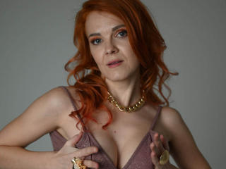 GingerLizzi - сексуальная веб-камера в реальном времени - 24546901