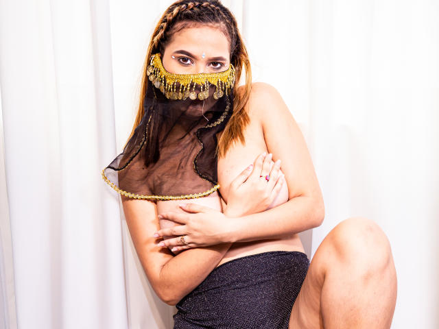 AnaishaKaur - Live porn &amp; sex cam - 24549673