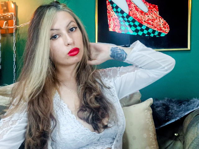 DominatrixLeila - Live Sex Cam - 24555281