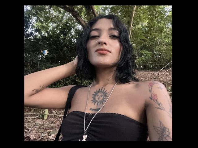 SalomeMille - Live sex cam - 24555557