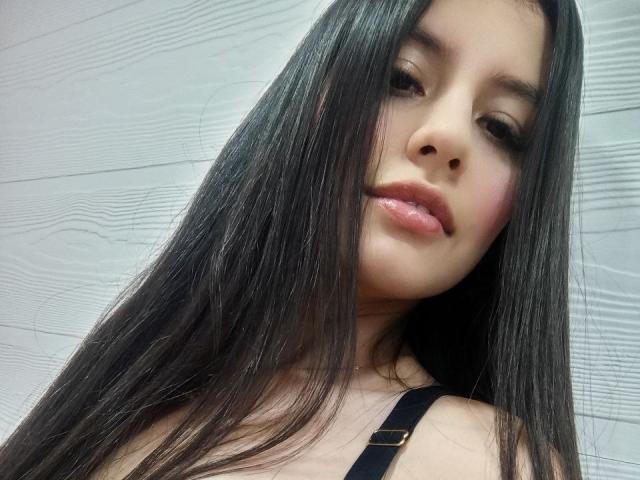 MadissonFontaine - Live Sex Cam - 24556105