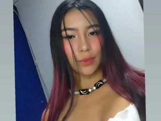 NaylinSlim69 - Live porn &amp; sex cam - 24556409