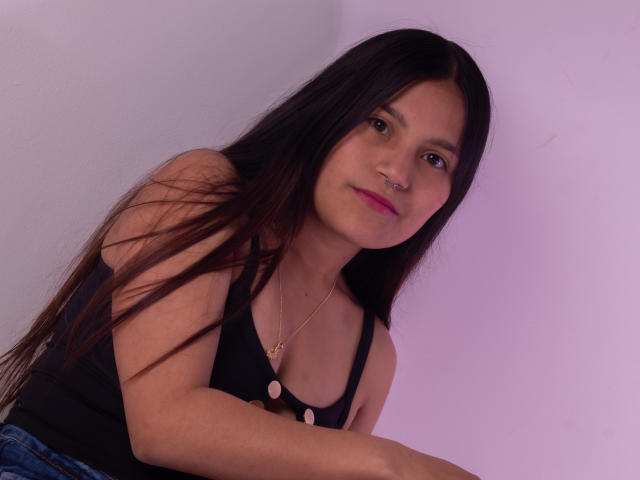 MelanieGates - Live porn &amp; sex cam - 24558853