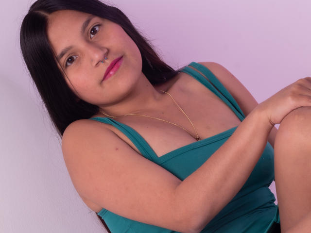 MelanieGates - Live porn &amp; sex cam - 24559369