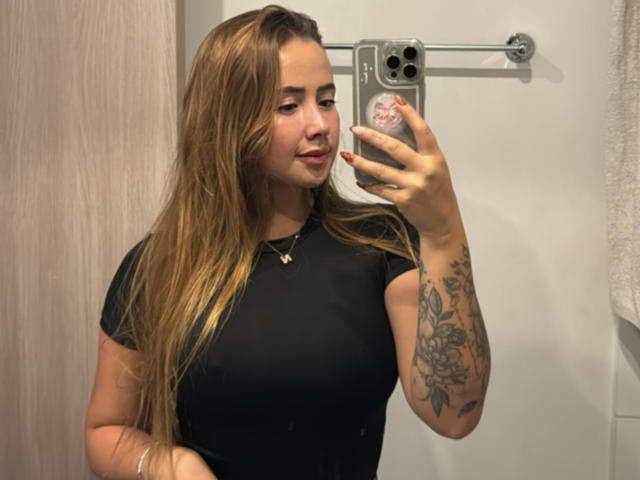 NatSorian - Élő pornó és szexkamera - 24561977