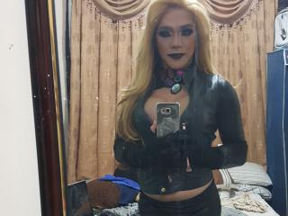 QueenOfPainSasha - Live porn &amp; sex cam - 24563593