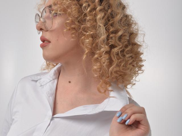 ArishkaLulu - Live sex cam - 24564237