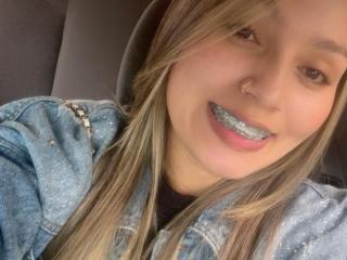 BrendaHazel - Camera khiêu dâm &amp; quyến rũ trực tiếp - 24565353