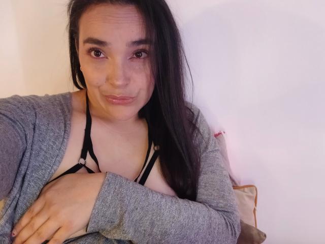 AnneEvanss - Live sex cam - 24568213