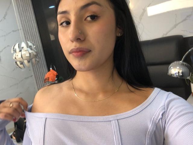 NickiClark - Live sex cam - 24568953