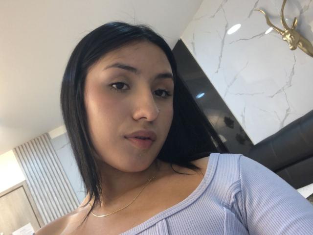 NickiClark - Live porn &amp; sex cam - 24568965