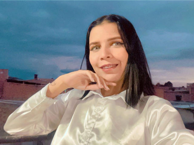 KaylinJulithe - Porno na żywo i seks kamera - 24569565