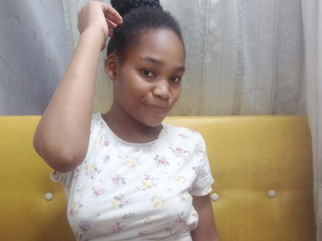 MissBloom - Live porn &amp; sex cam - 24570037