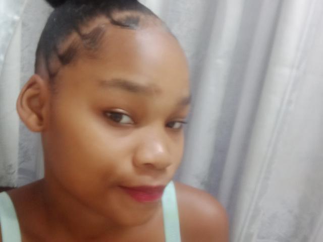 MissBloom - Live porn &amp; sex cam - 24570077