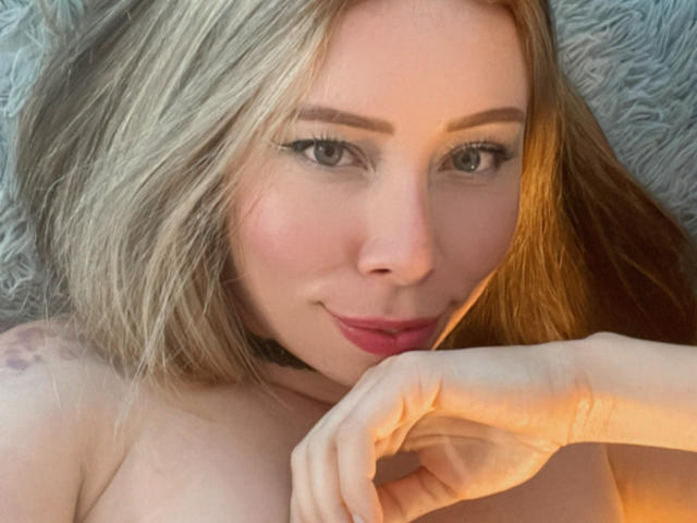 JennyLawry - Live porn &amp; sex cam - 24572921