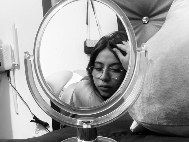 SarahHottie69 - Live porn &amp; sex cam - 24575317