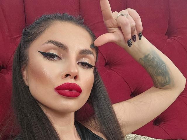 GoddessKaterina - сексуальная веб-камера в реальном времени - 24576937