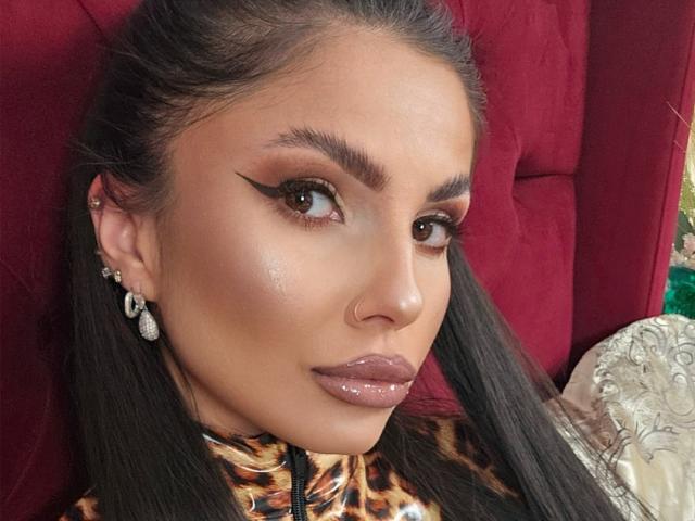 GoddessKaterina - Live Sex Cam - 24576945