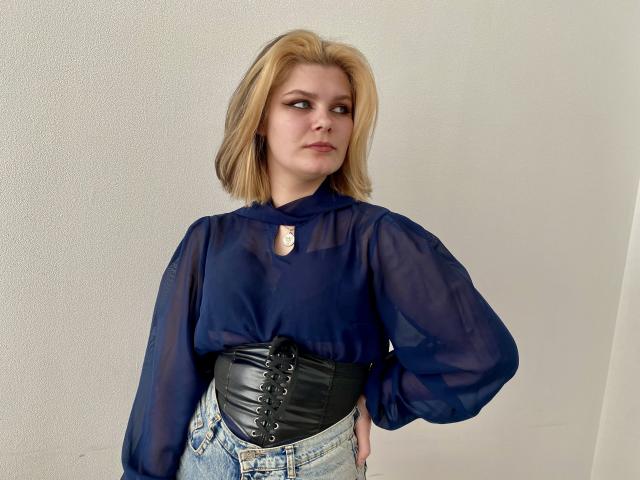 Meddi - Live porn &amp; sex cam - 24578765