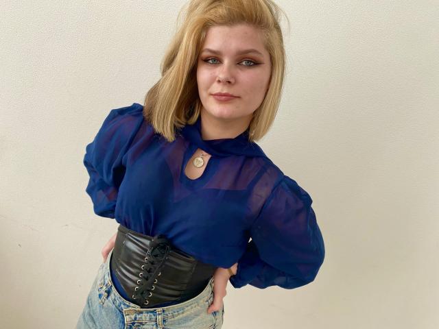 Meddi - Live porn &amp; sex cam - 24578785