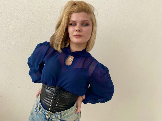 Meddi - Live porn &amp; sex cam - 24578789