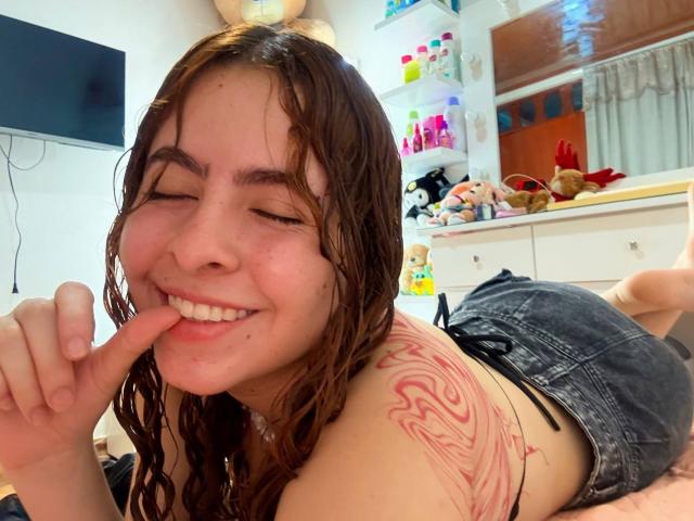 EmmaFosterX - Live Sex Cam - 24583749