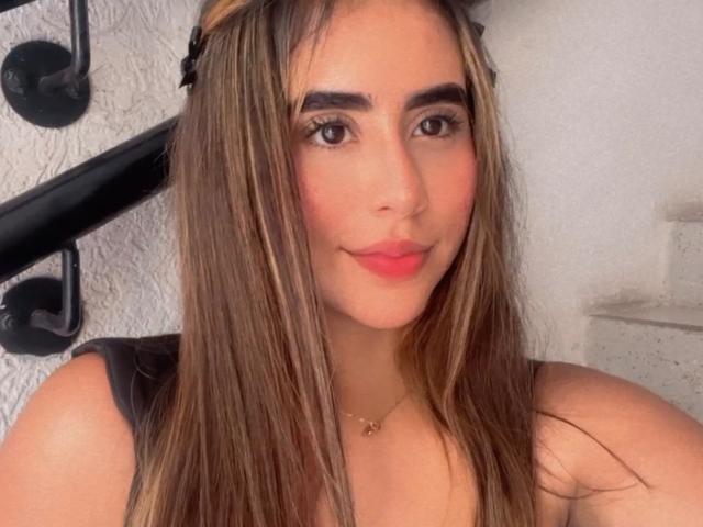 OlivaStellas - Live porno og sexkamera - 24584445