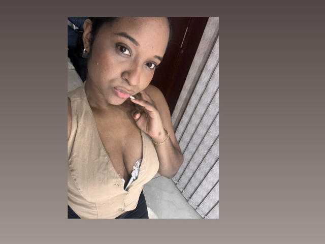 MelanyScoth - Live sex cam - 24589205