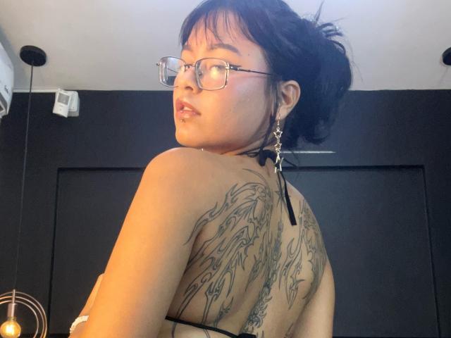 ElizabethRoux - Live porn &amp; sex cam - 24593829