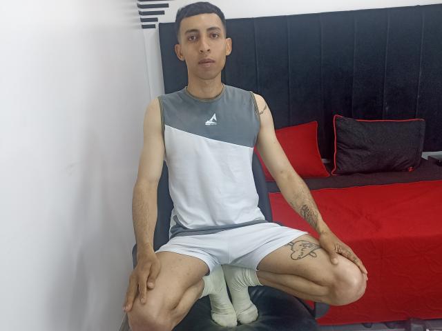 TentayXandeos - Live porn &amp; sex cam - 24595093