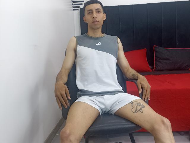 TentayXandeos - Live porn &amp; sex cam - 24595097
