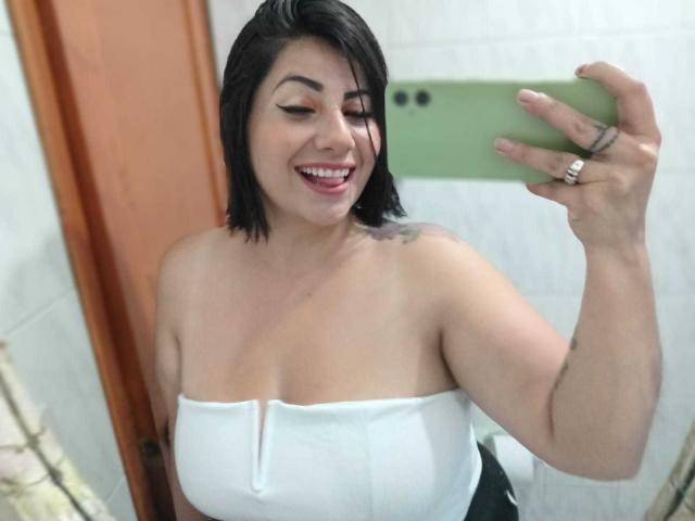 AngeleRoux - Sexe cam en vivo - 24602697