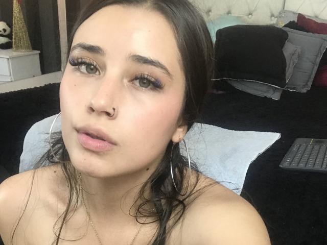 TiffanySilvye - Live sexe cam - 24602901