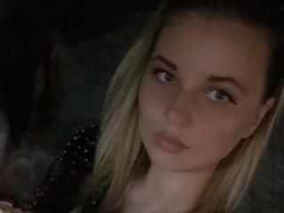 NelleLucky - сексуальная веб-камера в реальном времени - 24605333