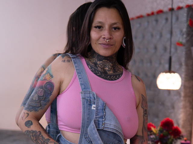 NikyHenao - сексуальная веб-камера в реальном времени - 24609013