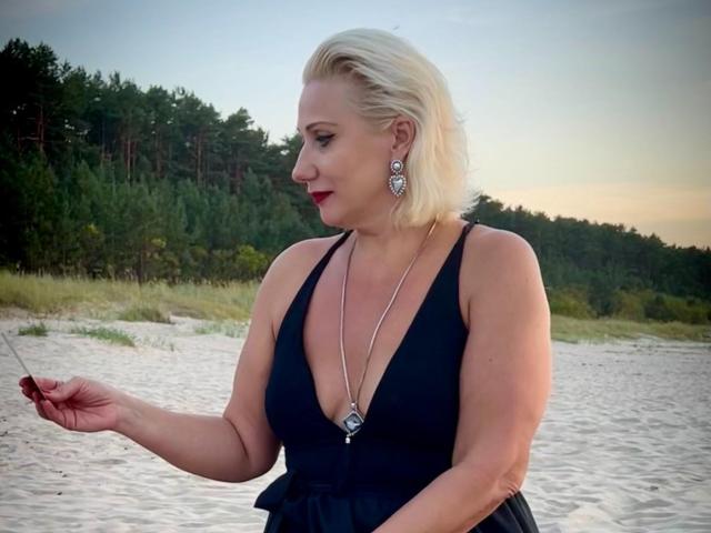 SummerCheryl - Live porn &amp; sex cam - 24621105