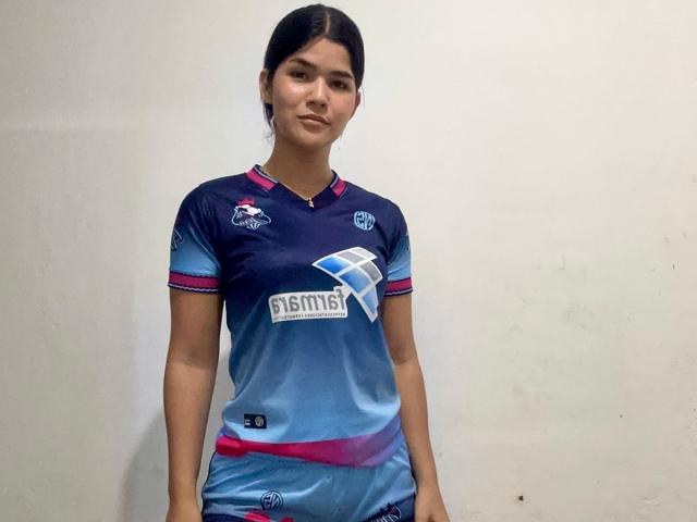 ScarlletZhen - Live porn &amp; sex cam - 24622605