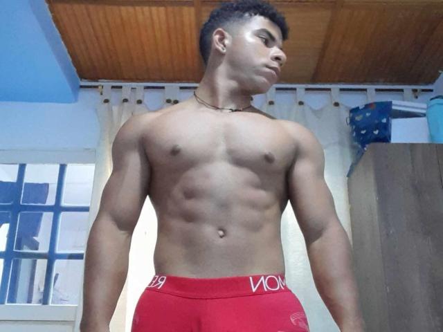 HarrinsonHairy - Live porn &amp; sex cam - 24623545