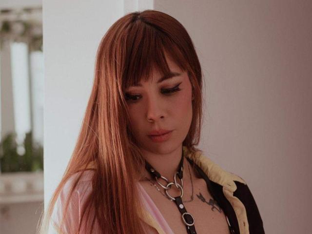 AriiannaHot - פורנו בשידור חי ומצלמת סקס - 24624121