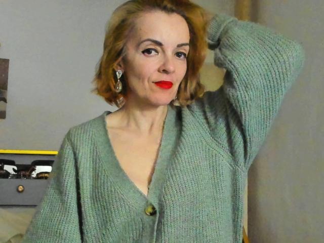 KateRouge - Live Sex Cam - 24624441