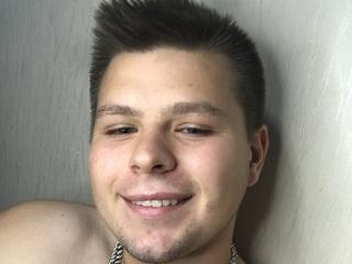 MagicH - Live sex cam - 24624841