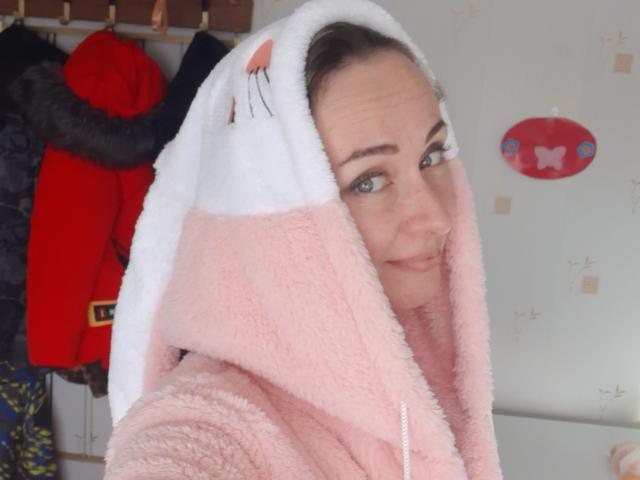 JuliaaCherry - Camera khiêu dâm &amp; quyến rũ trực tiếp - 24625137