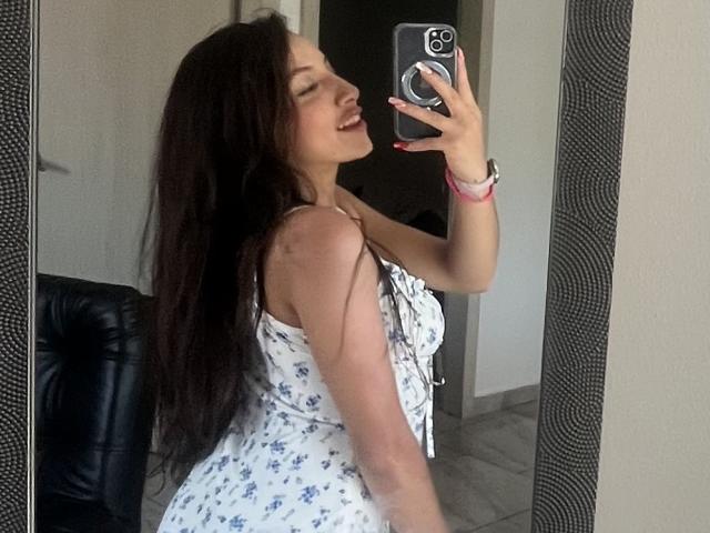 PaulettSmith - Live sex cam - 24628925