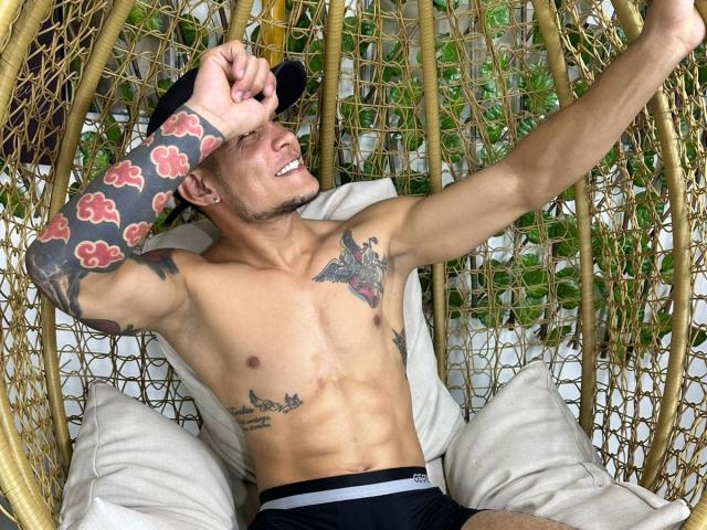 MarcusBruss - Live porn &amp; sex cam - 24631225