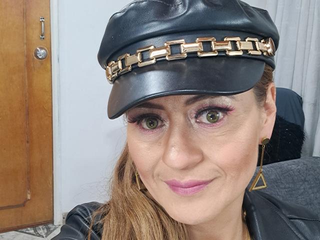 Maghenta - Live sex cam - 24631253